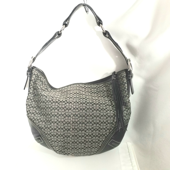 Coach Signature C Hobo Style shoulder purse - Picture 8 of 8